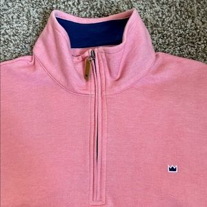 NWOT Men’s Crown & Ivy quarter zip shirt.